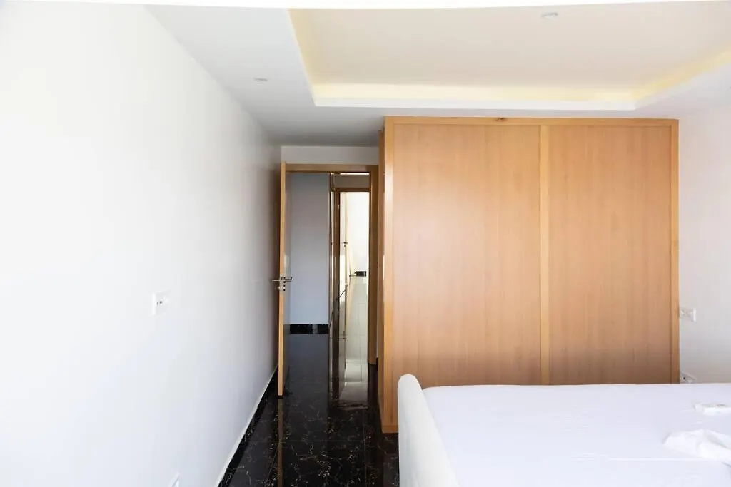 Апартаменты 3 Bdr Apt, Palmarejo - Lcgr Прайя