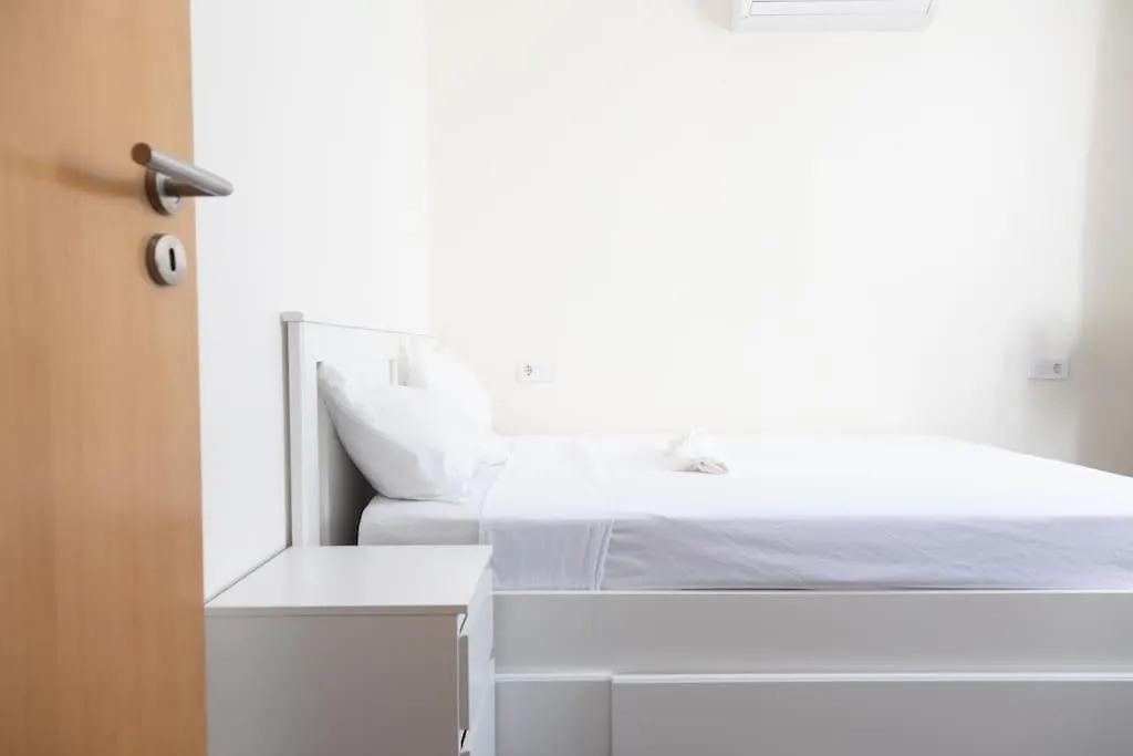 Daire 3 Bdr Apt, Palmarejo - Lcgr Praia Yeşil Burun Adaları