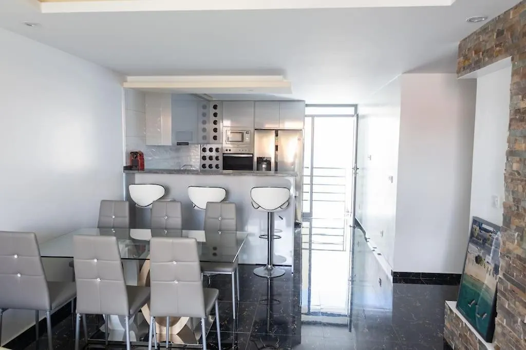 3 Bdr Apt, Palmarejo - Lcgr Praia 0*,  Yeşil Burun Adaları